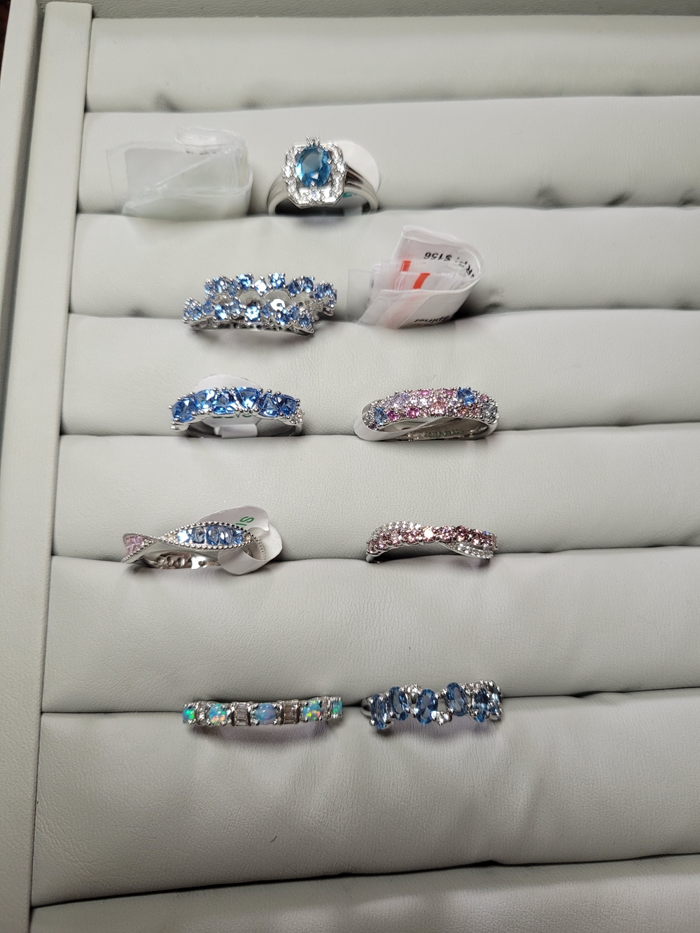 8 Bomb Party Rings Size 8
